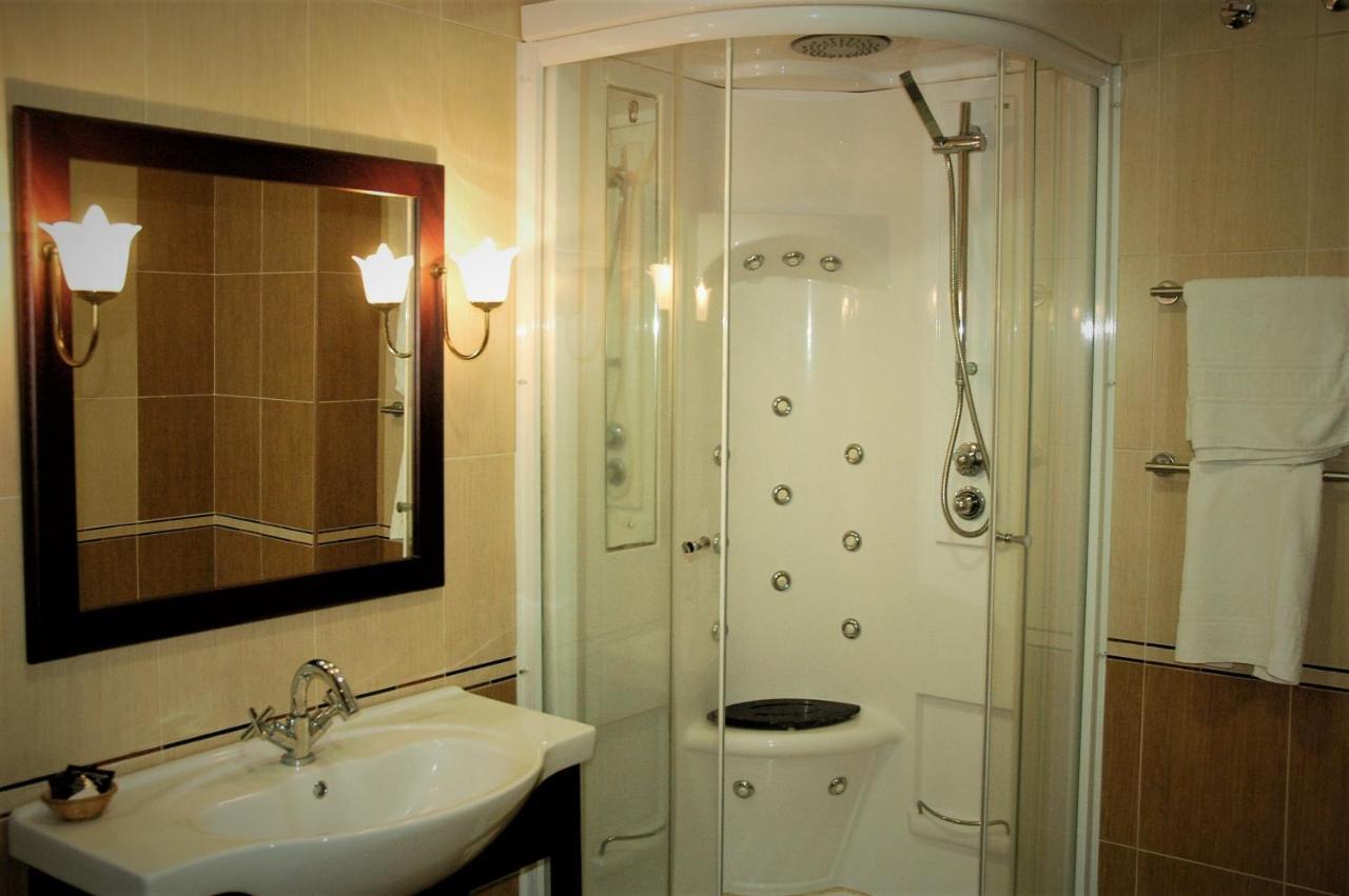 Apartamentos Sancho IV Cortegana Ngoại thất bức ảnh