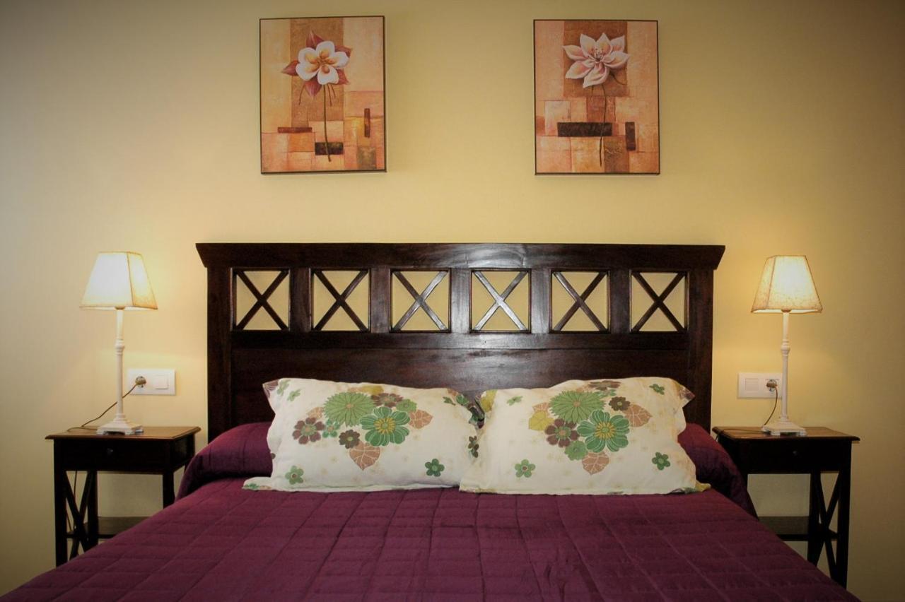 Apartamentos Sancho IV Cortegana Ngoại thất bức ảnh