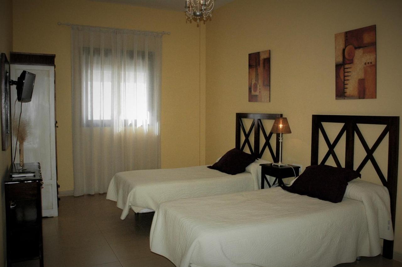 Apartamentos Sancho IV Cortegana Ngoại thất bức ảnh