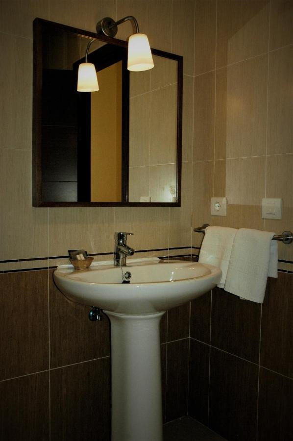 Apartamentos Sancho IV Cortegana Ngoại thất bức ảnh